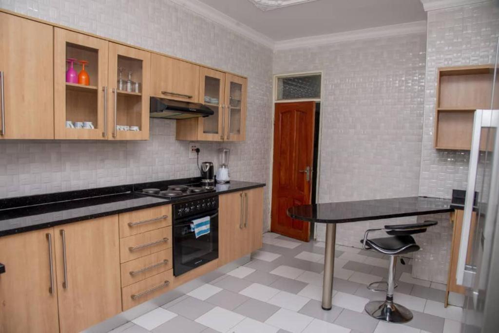 Royal Suites Apartments Lusaka Exterior foto